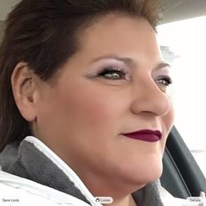 Meet your Posher, Karla